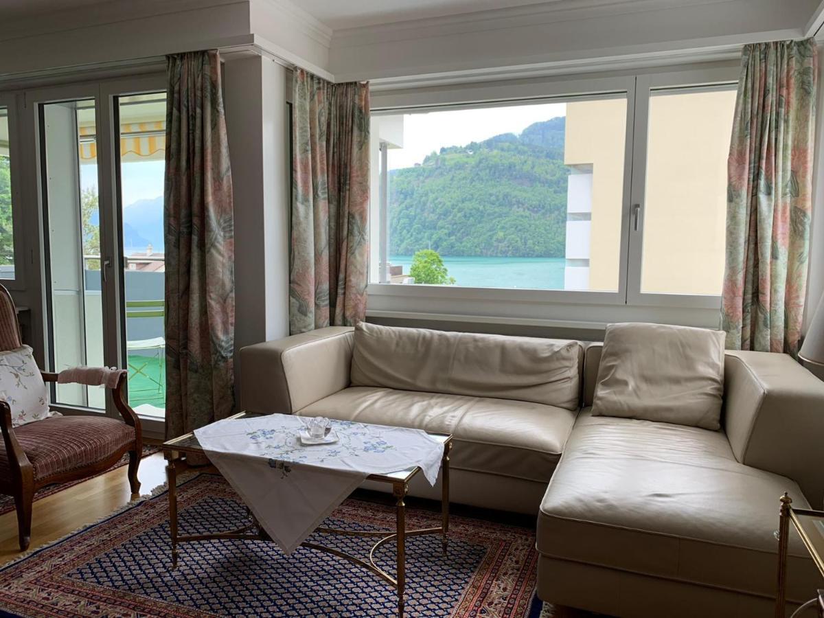 Ferienwohnung Mit Seesicht Brunnen Buitenkant foto